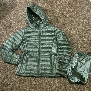 Calvin Klein Packable, Lightweight, Premium Down, Olive Green Puffer JacketS